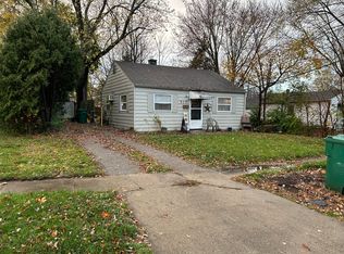 517 Reading Dr, Springfield, OH 45505