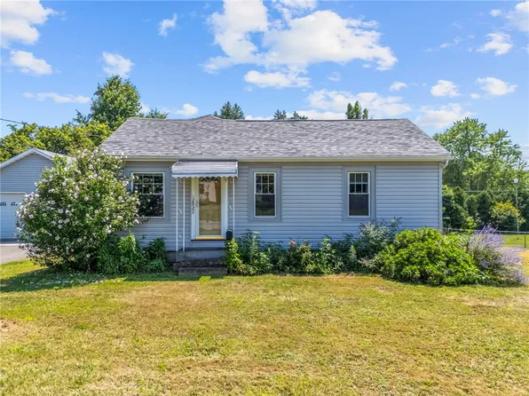 2022 Shadyside Dr, Hermitage, PA 16148