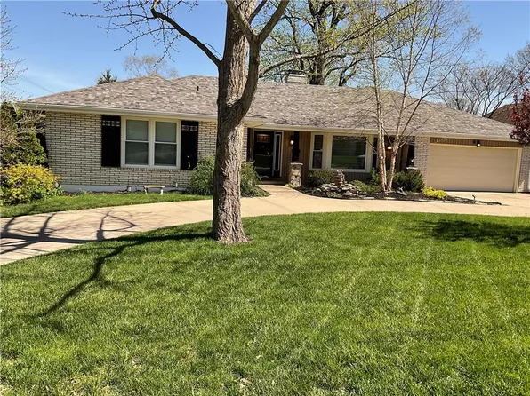 3201 Sunrise Slope, Independence, MO 64052