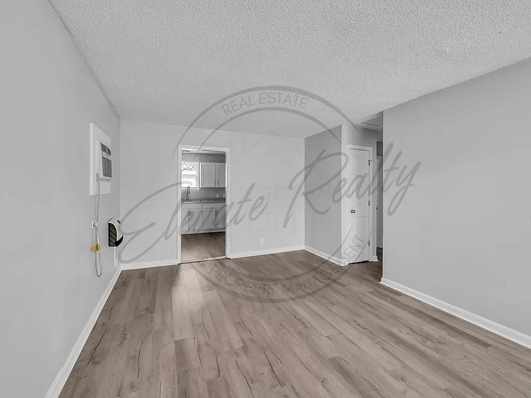 2526 Highland Trace Dr — Photo 6