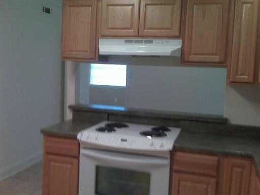 4th image of 3625 Nashville Ave
