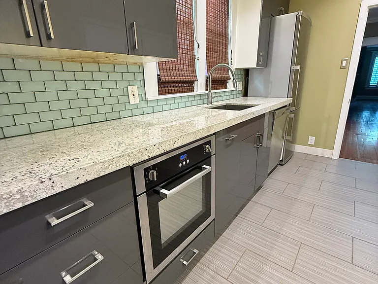 755 E Linden Ave — Photo 16
