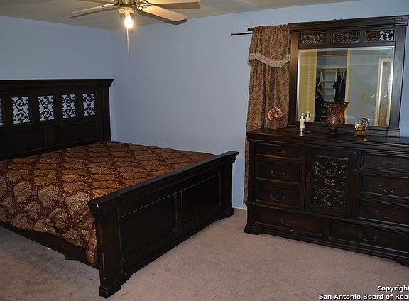 4th image of 3123 Shady Springs Dr
