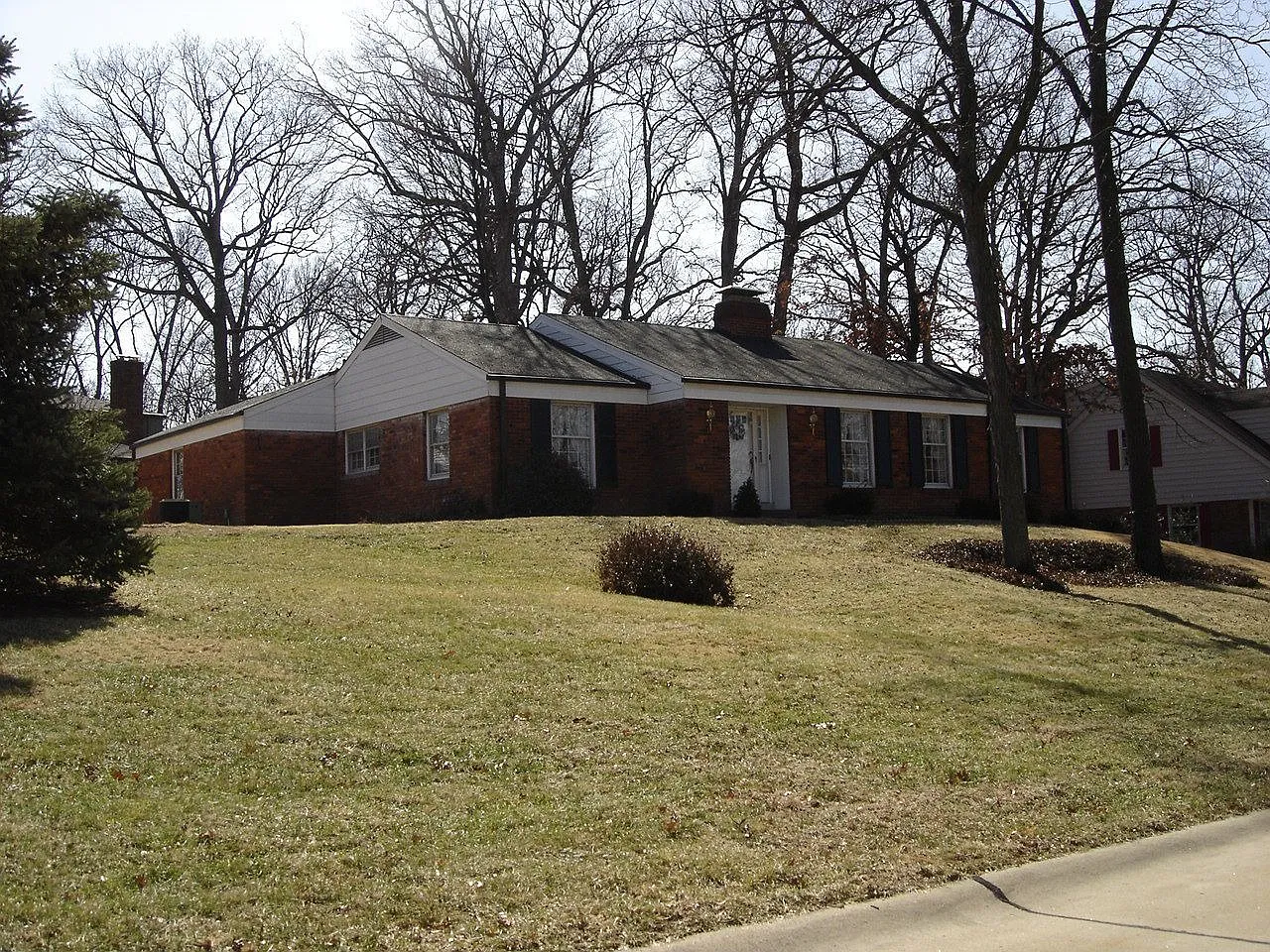 444 Wicksworth Ln photo 1