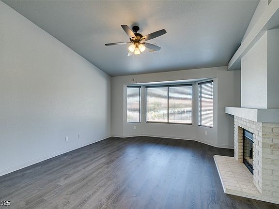 4th image of 1670 Rocking Horse Dr