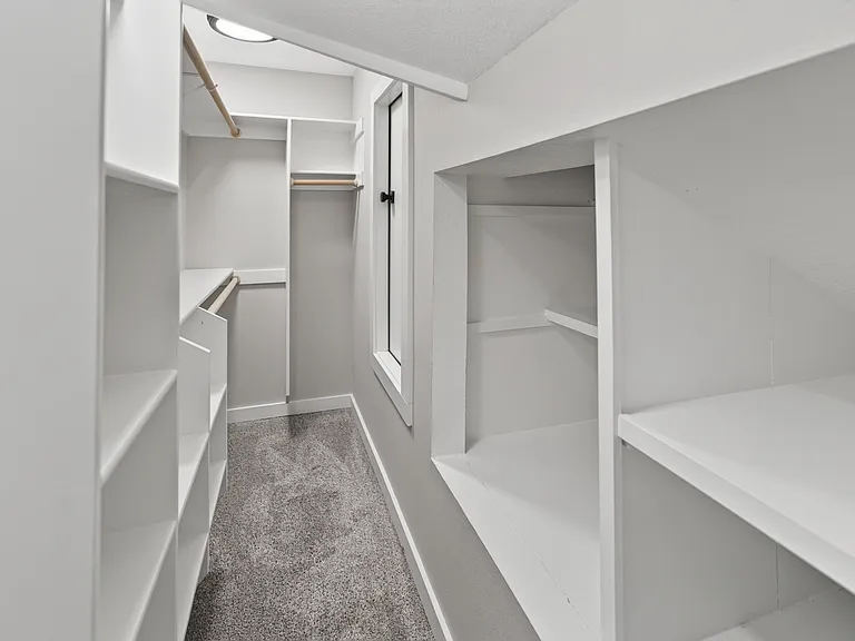 935 E Weldon Dr — Photo 31