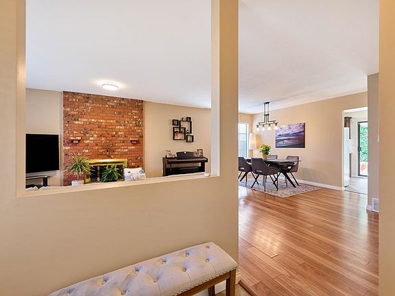 4th image of 20398 Dale Dr