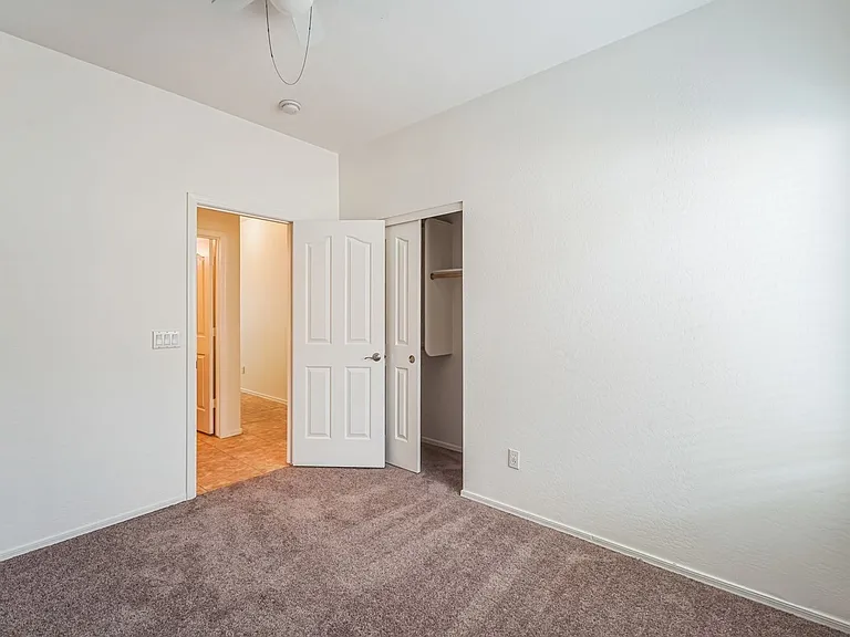 1268 E Birdland Dr — Photo 26