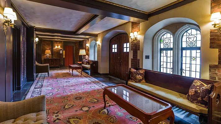 Rented by Fenwick Keats Real Estate | media 33