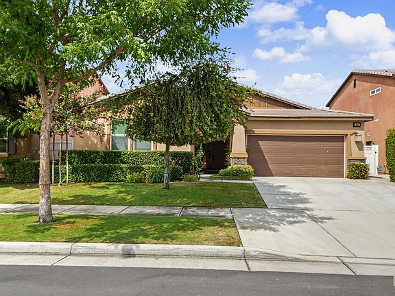 2nd image of 305 White Alder Dr
