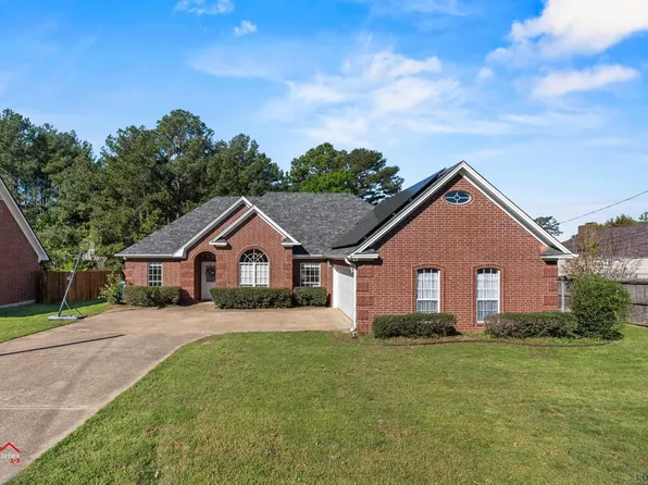 217 Spring Valley Rd, Henderson, TX 75652