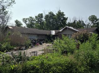 2115 E Delta Dr, Muncie, IN 47303