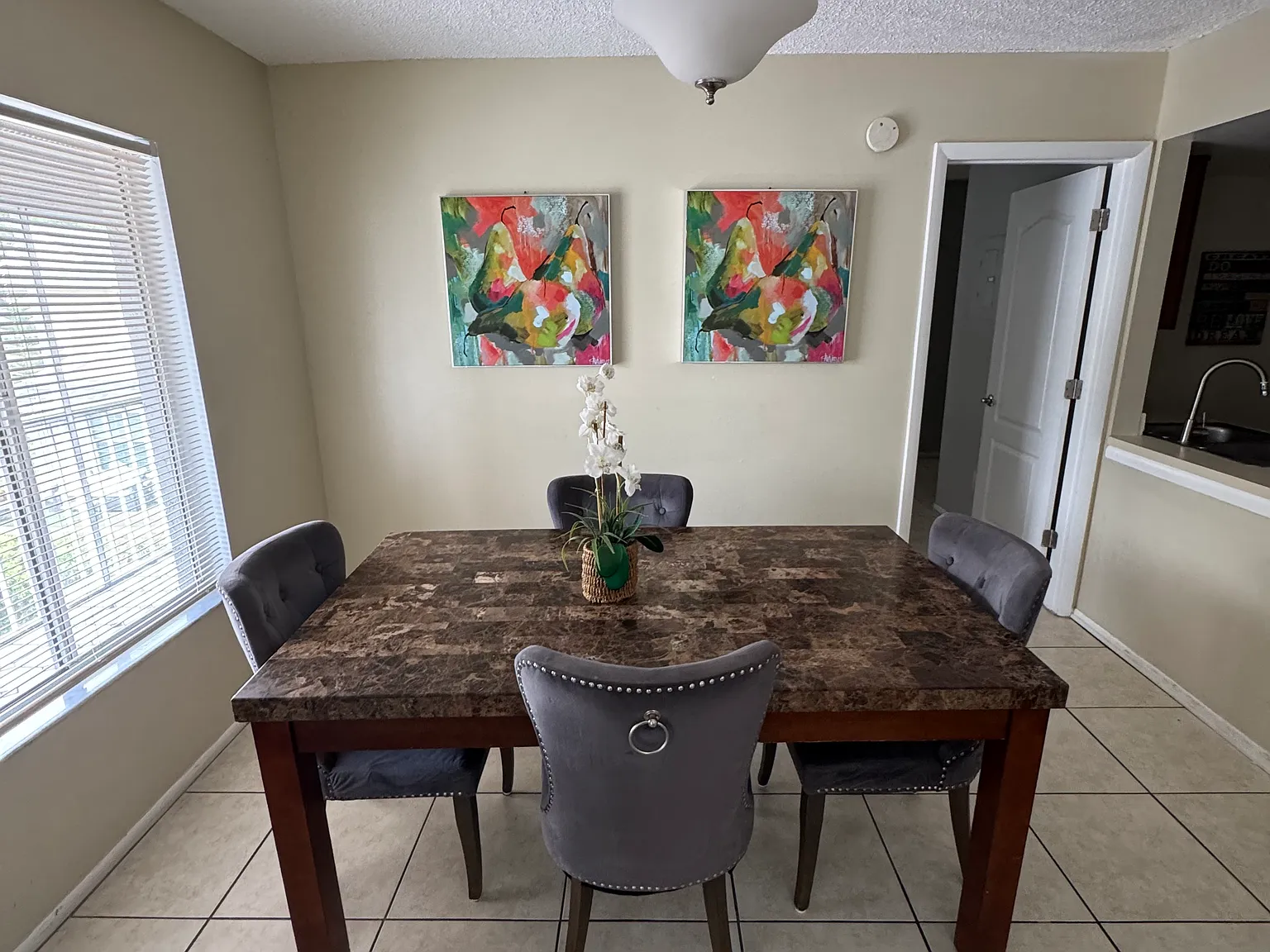 White Pine Ave, Orlando — Photo 2