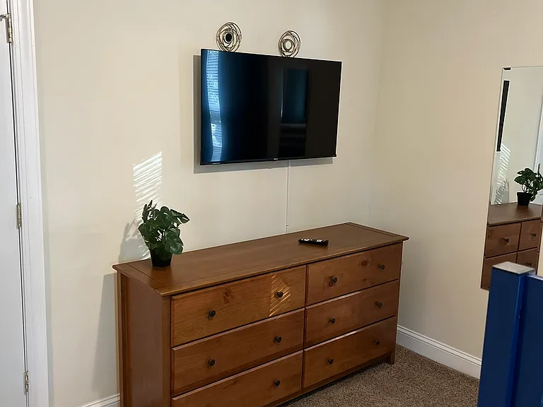 TV in 3rd bedroom