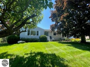4169 Summerhill Rd, Traverse City, MI 49684