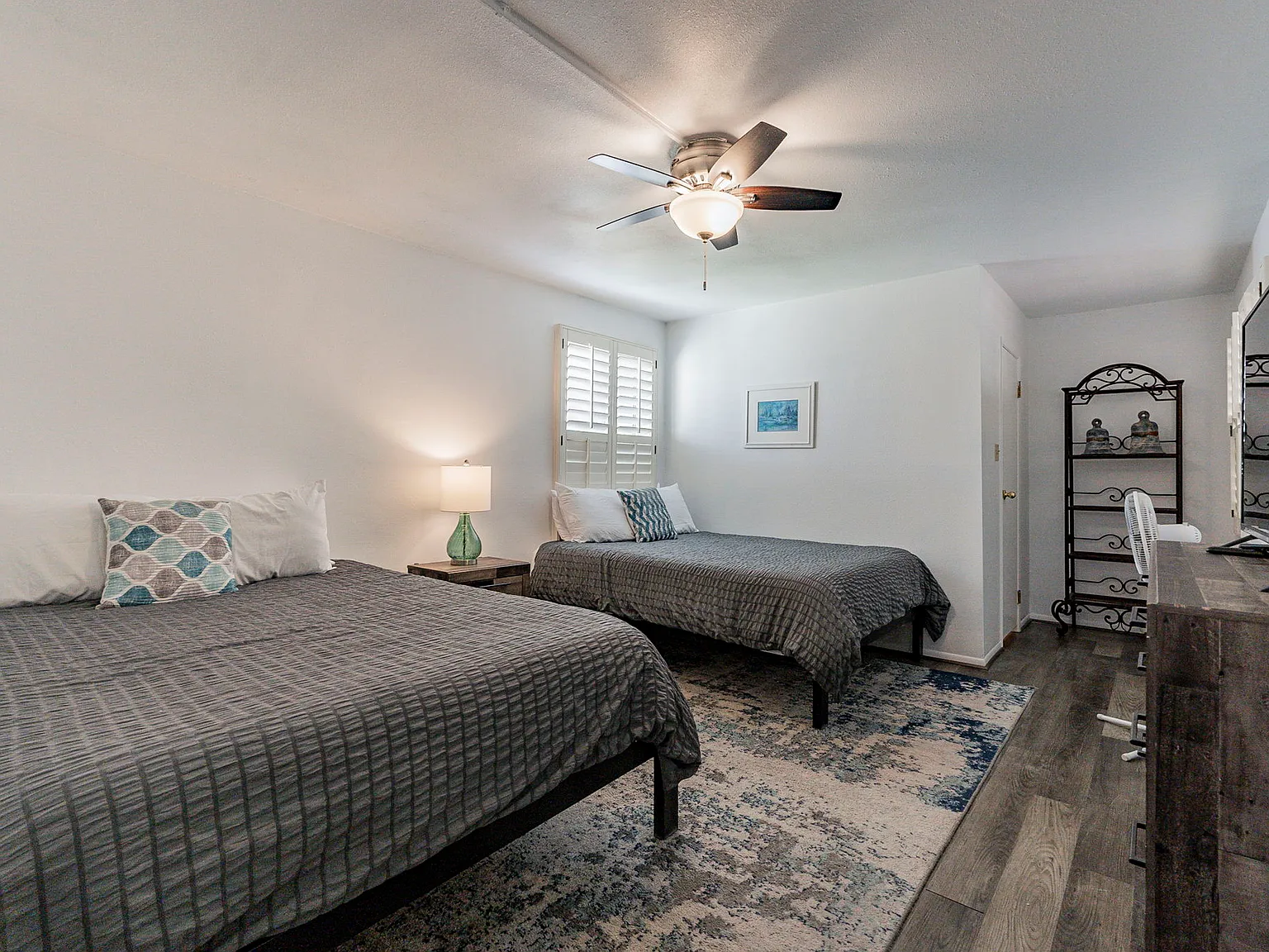 2 bed, 1140 sqft, $2,100 — Photo 4