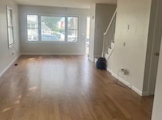 68 Ardmore St #2, Fairfield, CT 06824
