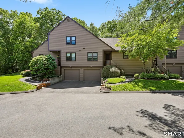 14 Nutmeg Circle #14, Monroe, CT 06468