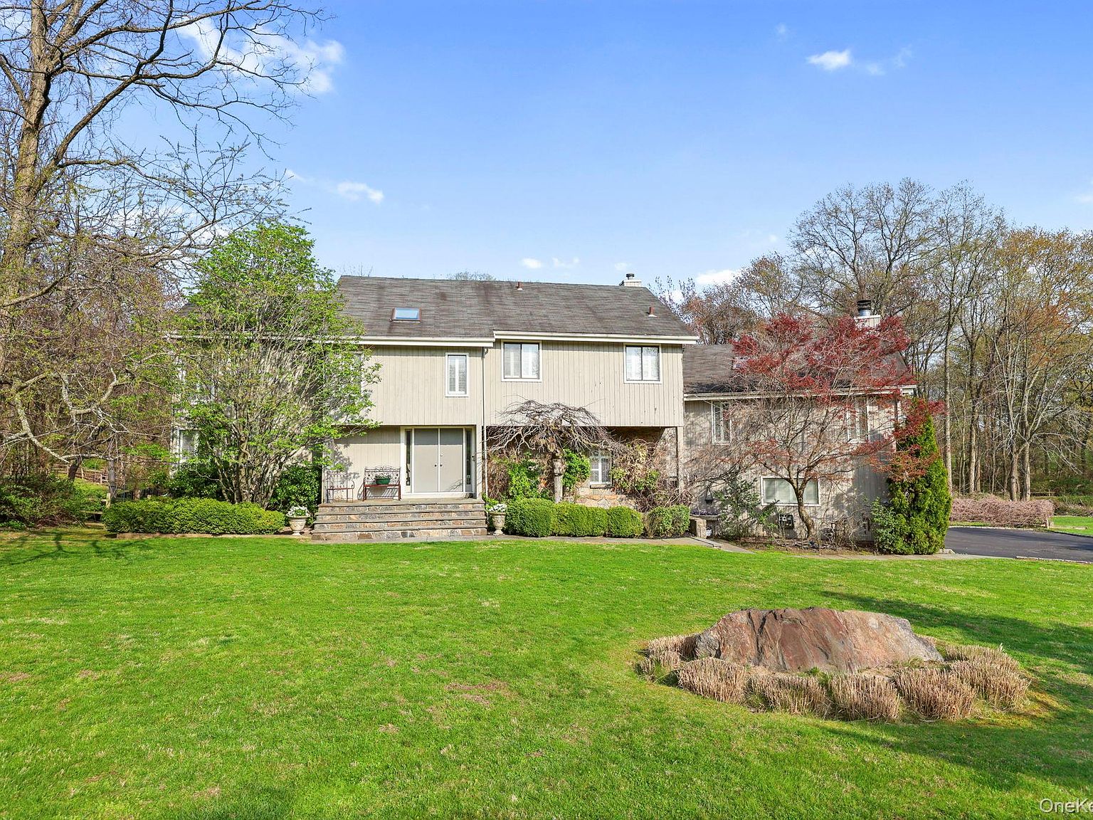 5 Deerfield Lane