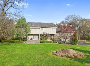 5 Deerfield Lane, Scarsdale, NY 10583