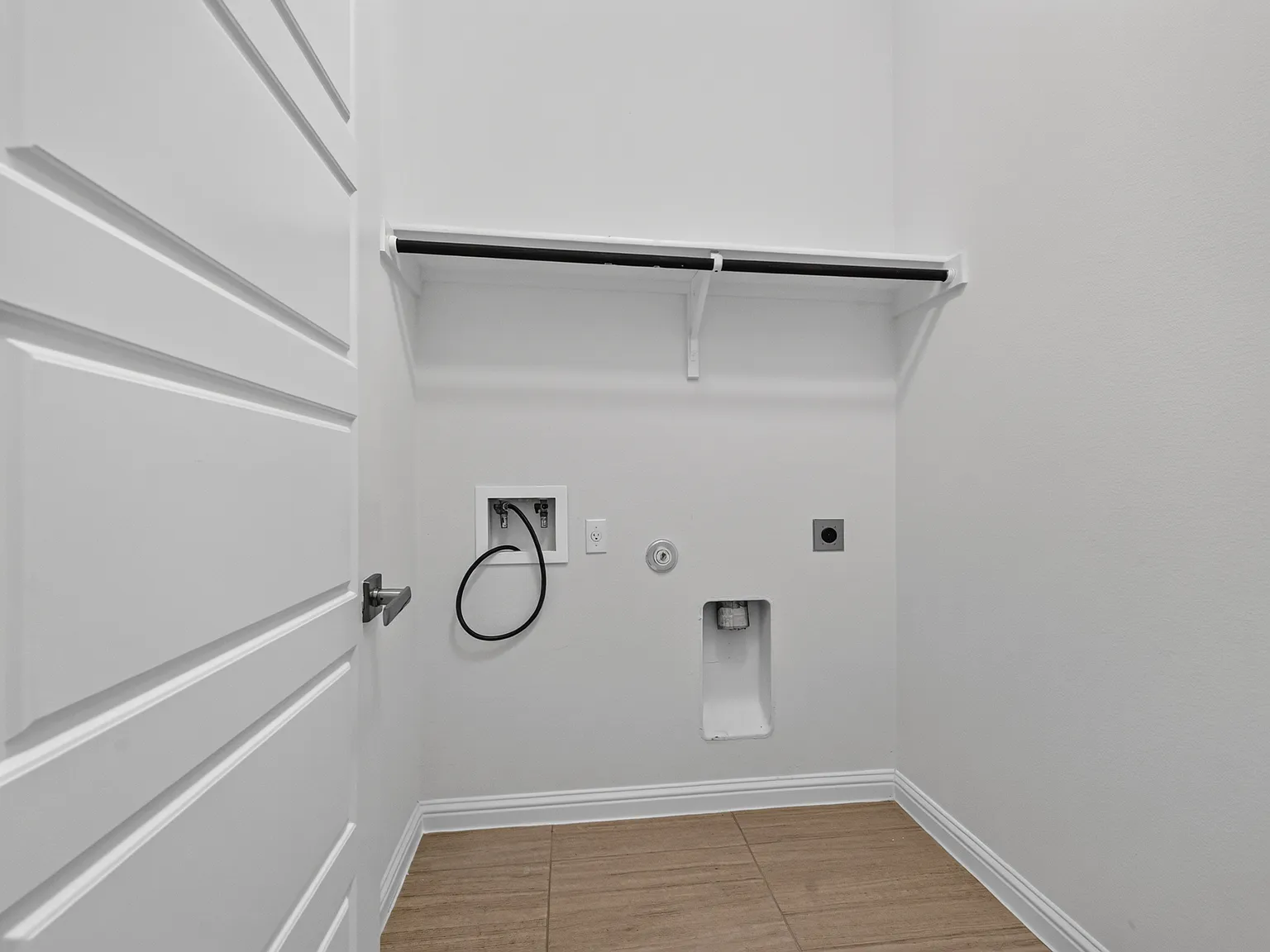 4 bed, 3136 sqft, $3,100 — Photo 3
