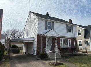 2947 Porter Rd, Niagara Falls, NY 14305