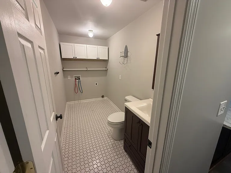 2374 Stafford Dr — Photo 46