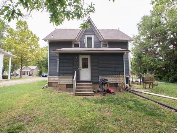 313 S Birch St, Hillsboro, KS 67063