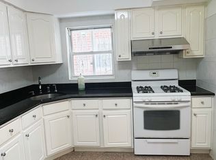 169-33 26th Ave #1, Flushing, NY 11358