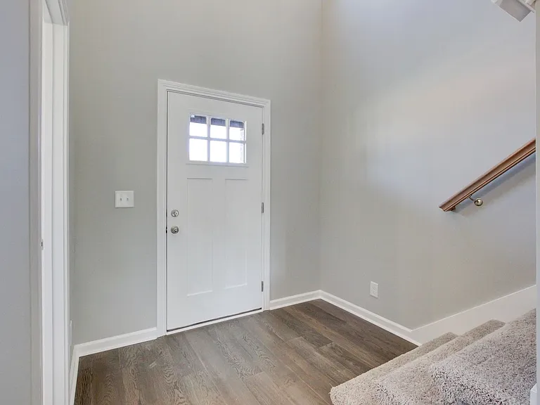 818 Limestone Way — Photo 13
