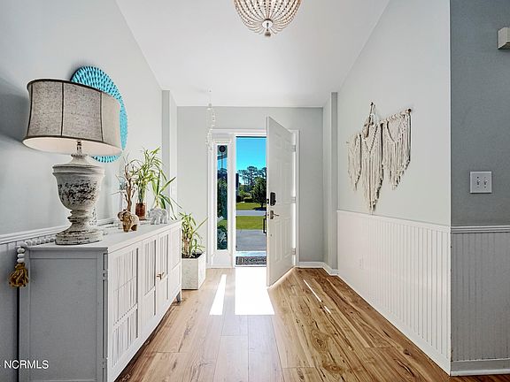 5th image of 3528 Whispering Pines Court