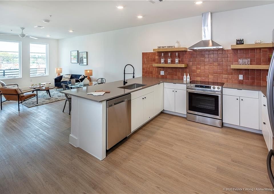 1st image of 2709 E 5th St #1204