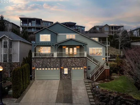 811 W Z St, Washougal, WA 98607
