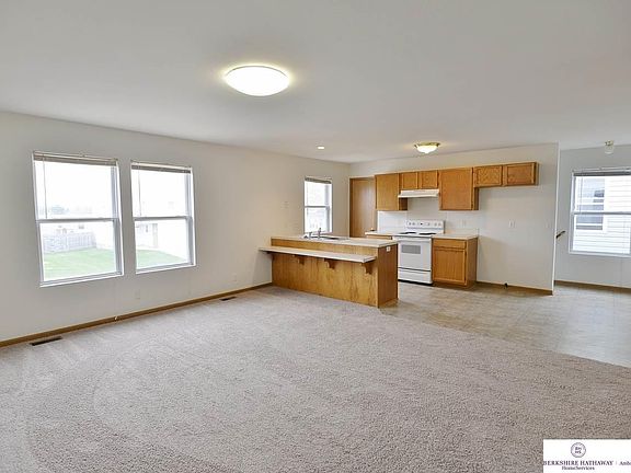 4th image of 7522 N 285th Avenue Cir