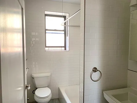 Rented by Douglas Elliman | media 19