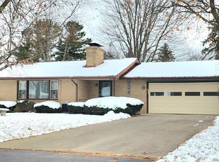 1870 Morin Dr, Bay City, MI 48708