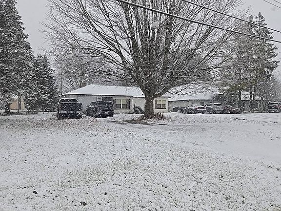 3rd image of 6391 Richfield Rd