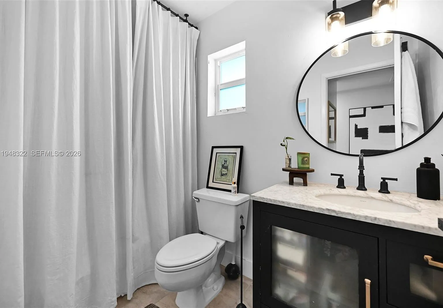 3 bed, 2.0 bath, 1199 sqft, $2,950 — Photo 4
