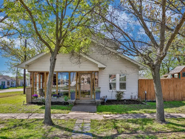 312 Cherry St, Sanger, TX 76266