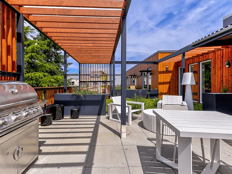 Ori Stone Way Apartments — Photo 27