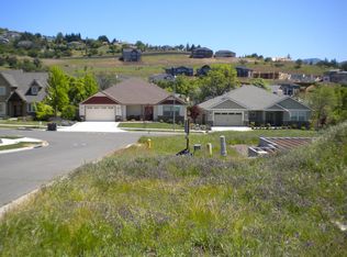 4342 Vineyard Ter, Medford, OR