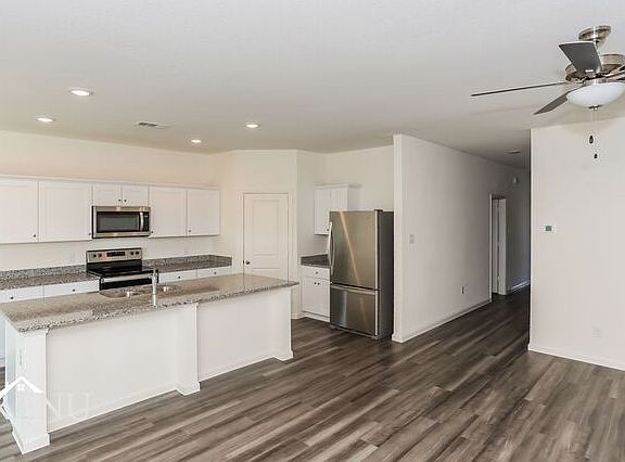 4th image of 1740 Escondido Dr