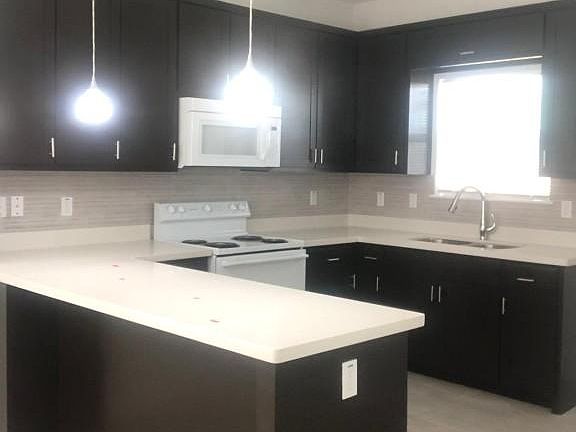 4th image of 3602 Valeria St