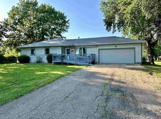 920 NE Brian Rd, Topeka, KS 66617