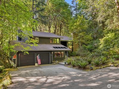 8326 NE Blakely Heights Drive, Bainbridge Island, WA, 98110