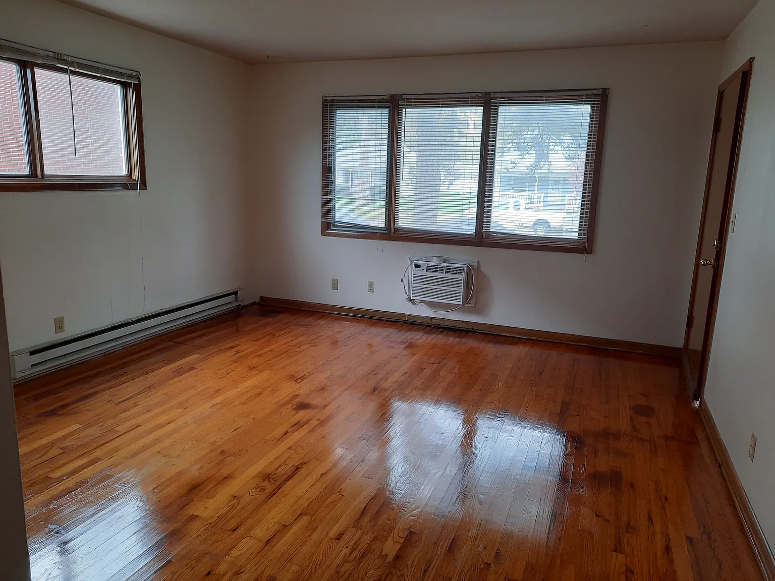 2333 S 14th St — Photo 3