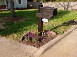 2411 Waverly Ct, High Point, NC 27262