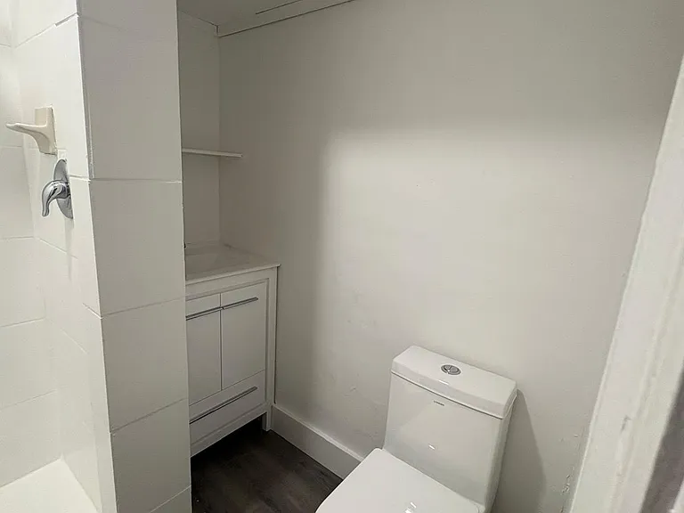 128 NW 9th Ave #3 — Photo 5