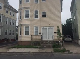 214 River Ave, Providence, RI 02908
