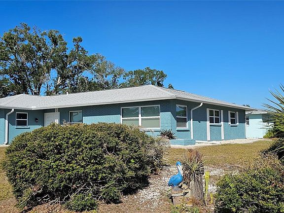 3rd image of 215 Parkview Dr